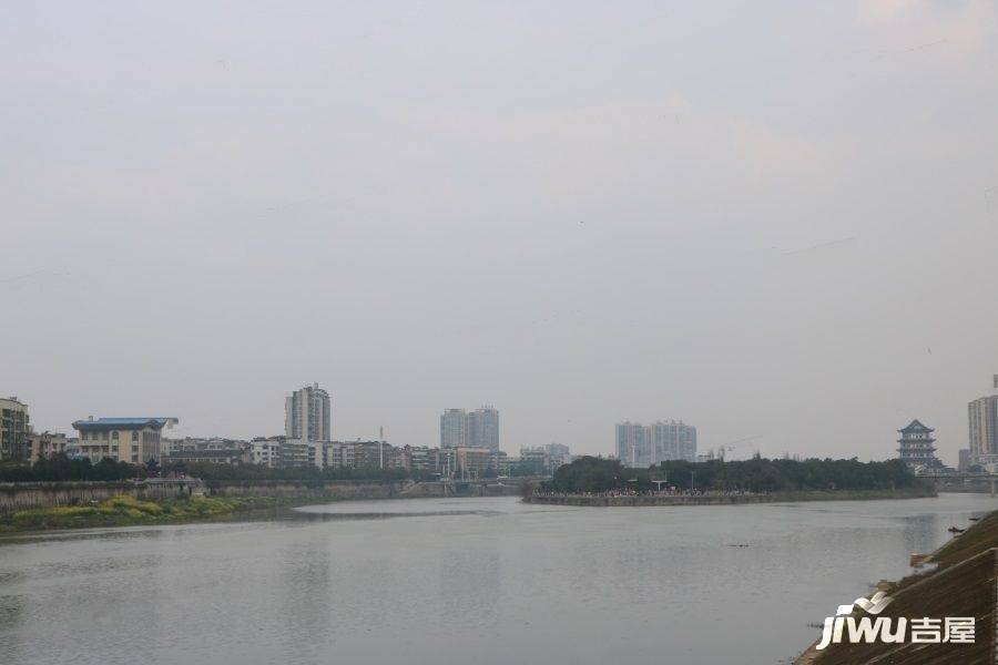 隆源尊城水岸实景图6